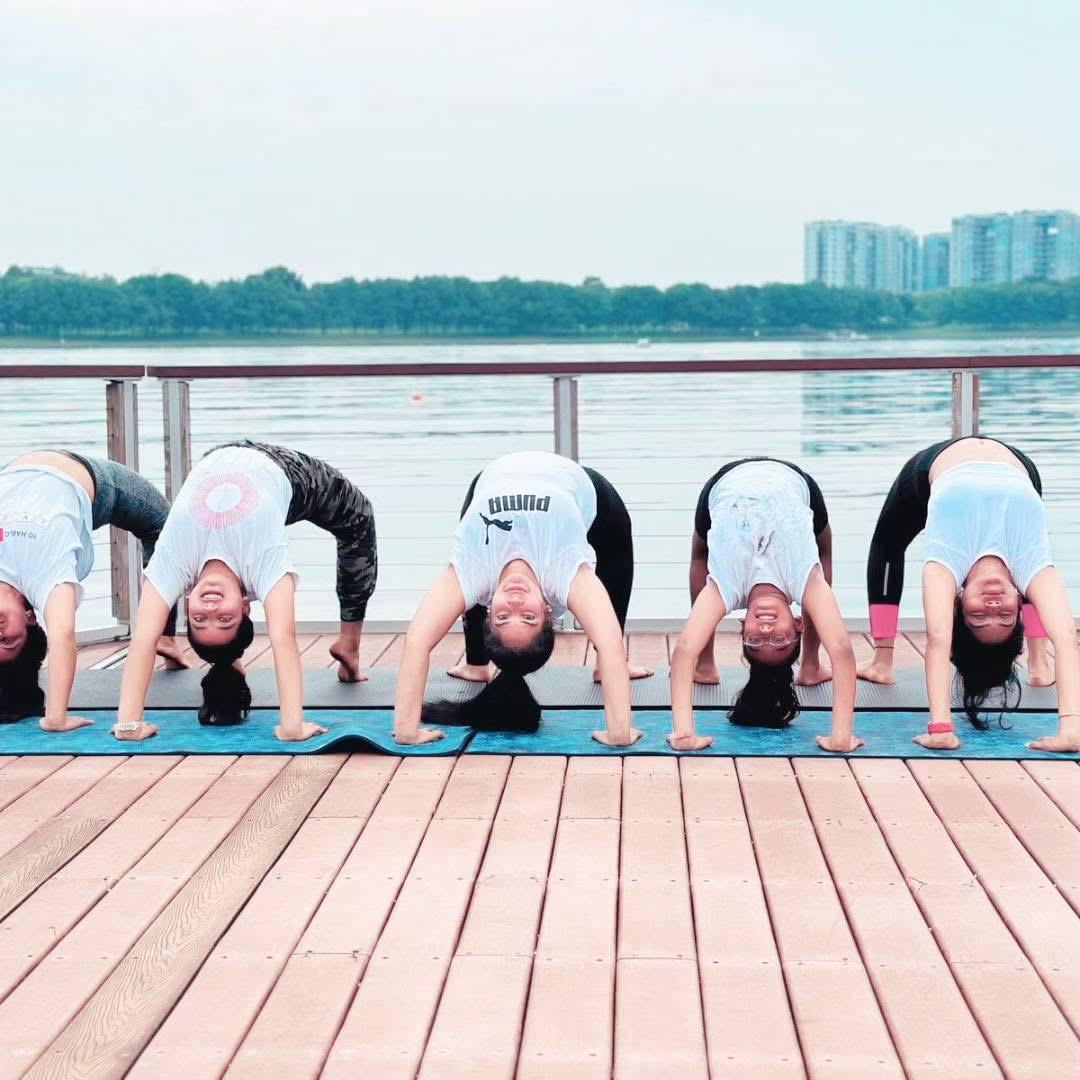 Wheel pose in a row